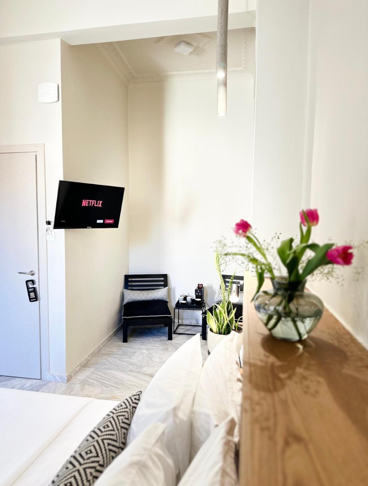 Oiko Mini Suites Ermoupoli Eksteriør billede