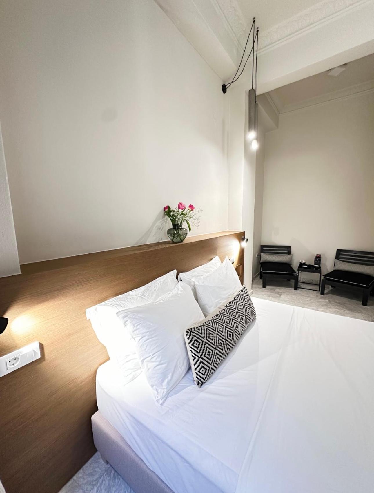 Oiko Mini Suites Ermoupoli Eksteriør billede