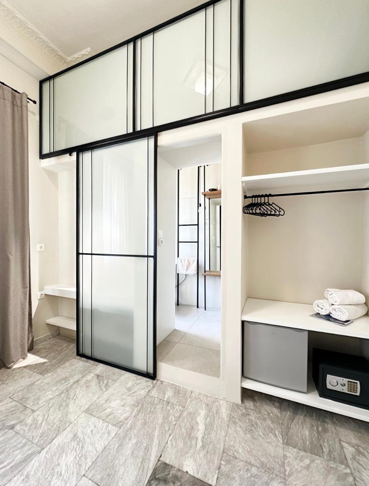 Oiko Mini Suites Ermoupoli Eksteriør billede