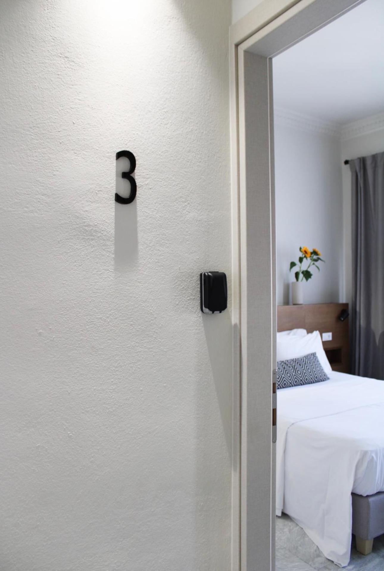 Oiko Mini Suites Ermoupoli Eksteriør billede