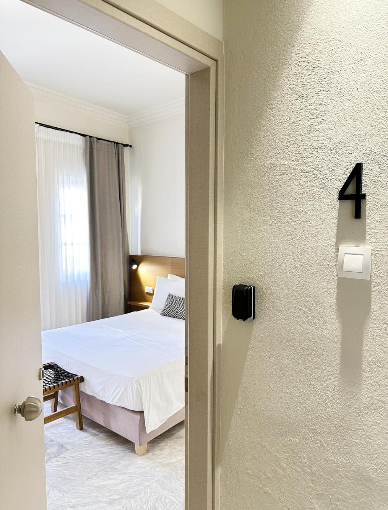 Oiko Mini Suites Ermoupoli Eksteriør billede